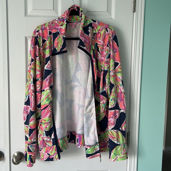 Lilly Pulitzer full zip active jacket - Picture 9 of 9